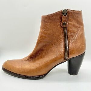 Stuart Weitzman Brown Cognac Leather Ankle Boots Womens Size 7 1/2